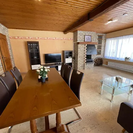 Apartamento Gasthaus A&s - - Sky